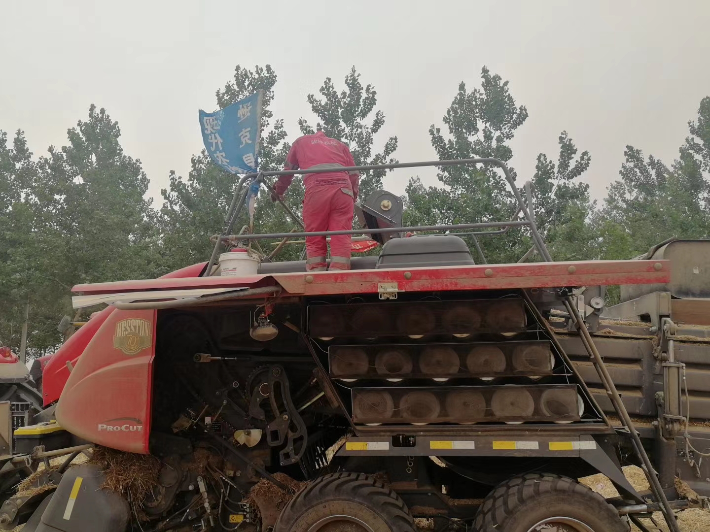 駿洋機(jī)械2020年安徽跨區(qū)保障服務(wù)現(xiàn)場(chǎng)